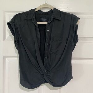 Abercrombie and fitch top